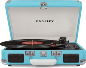Crosley Cruiser Deluxe Vintage 3-Speed Bluetooth Suitcase Turntable