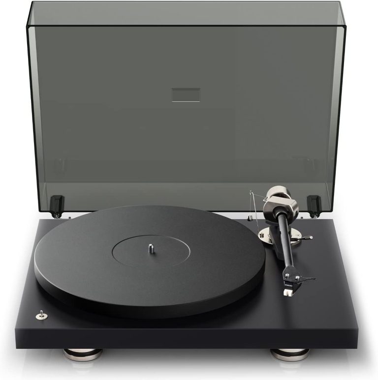 Pro-Ject Debut PRO Turntable